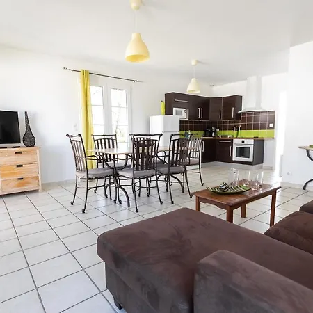 Paradiles Tatil Evi